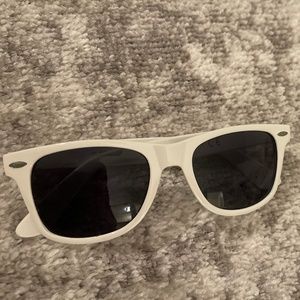 Sun Glasses, White Frame OS